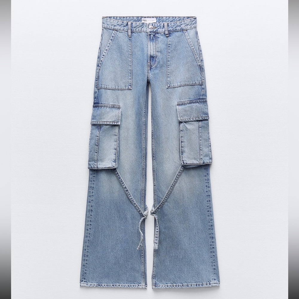 Zara Mid rise TRF cargo jeans- size 2